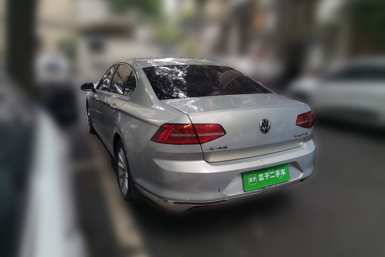 Used Volkswagen Magotan 2017 330TSI DSG Leading Model Rear Left 45 Deg