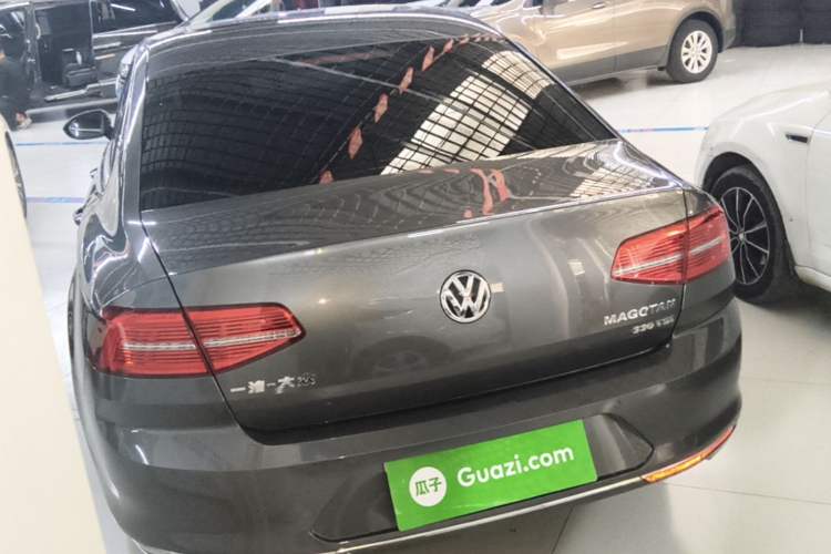 Used Volkswagen Magotan 2017 330TSI DSG Leading Model Rear Left 45 Deg