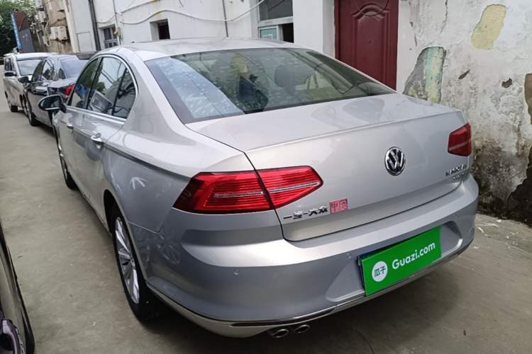 Used Volkswagen Magotan 2017 330TSI DSG Leading Model Rear Left 45 Deg