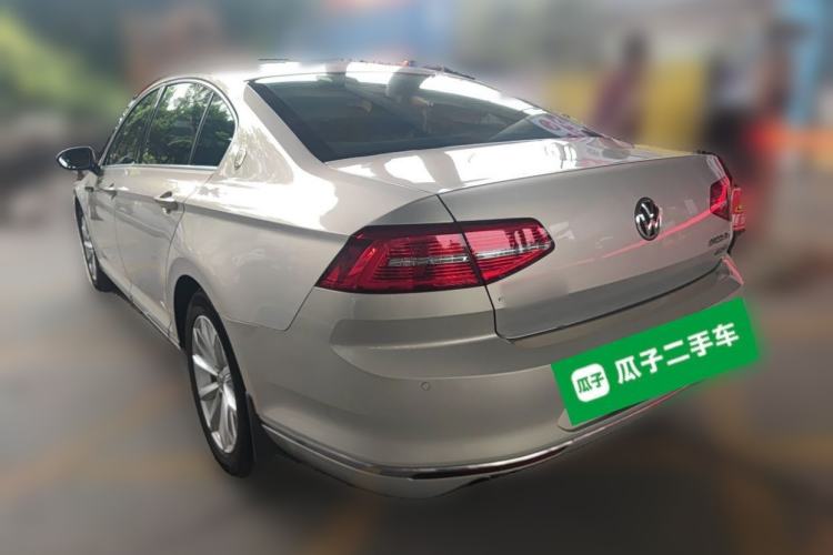 Used Volkswagen Magotan 2017 330TSI DSG Leading Model Rear Left 45 Deg