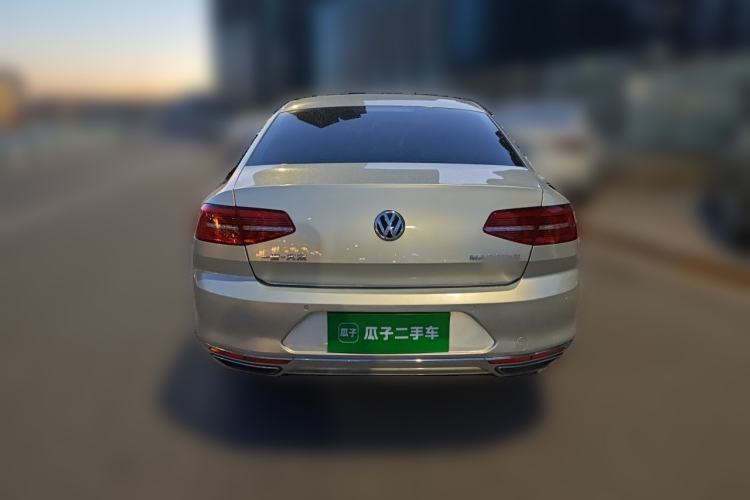 Used Volkswagen Magotan 2017 330TSI DSG Luxury Model Rear