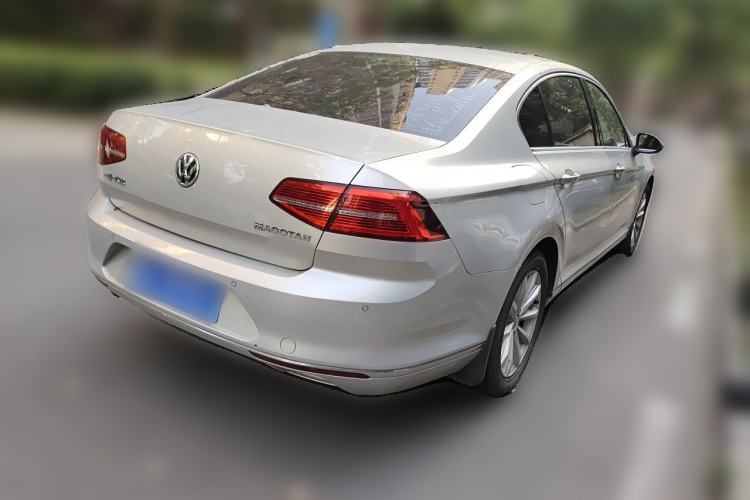Used Volkswagen Magotan 2017 330TSI DSG Leading Model Rear Right 45 Deg