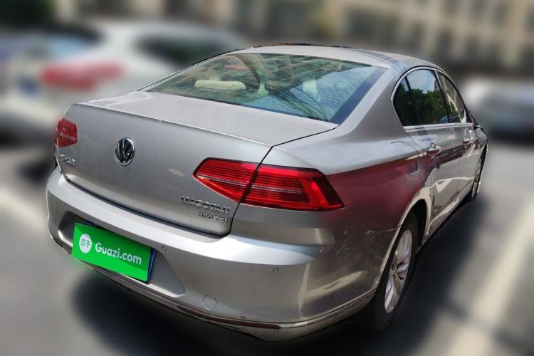 Used Volkswagen Magotan 2017 330TSI DSG Leading Model Rear Right 45 Deg