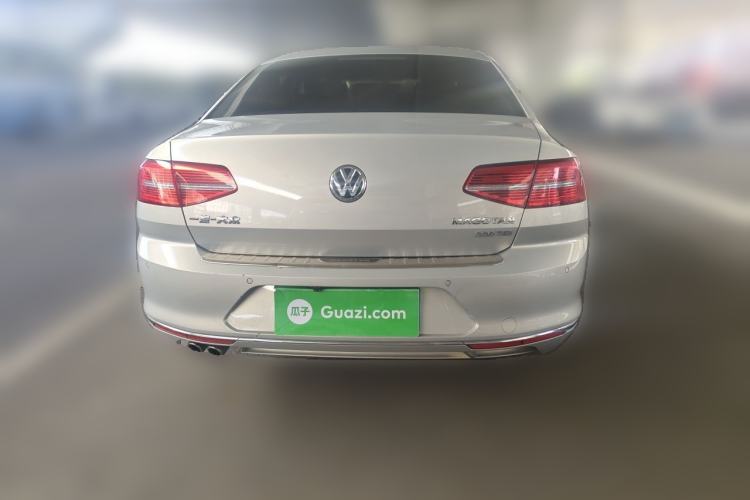 Used Volkswagen Magotan 2017 330TSI DSG Leading Model Rear