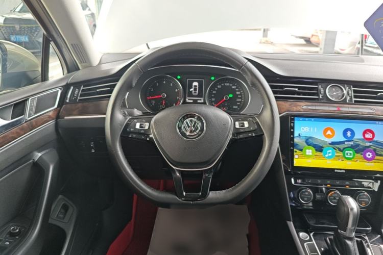 Used Volkswagen Magotan 2017 330TSI DSG Luxury Model Steering Wheel