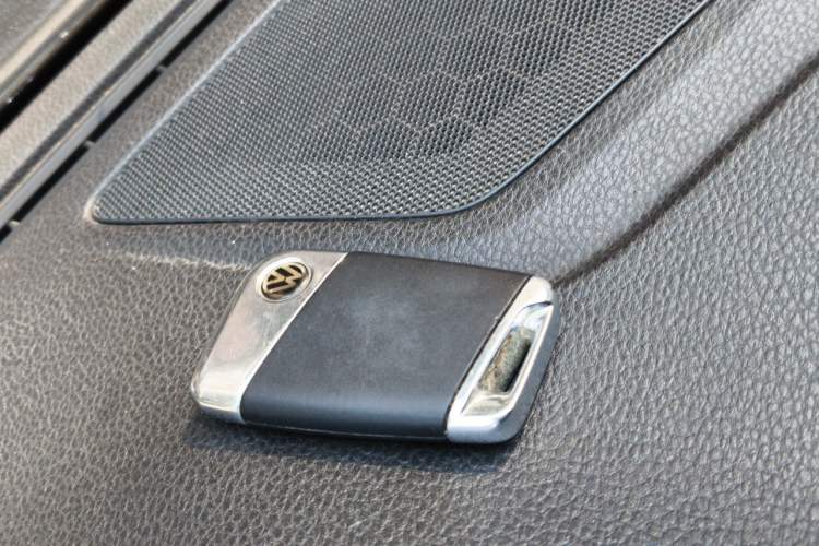 Used Volkswagen Magotan 2017 330TSI DSG Luxury Model Vehicle Key