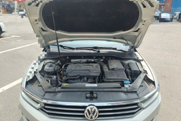 Used Volkswagen Magotan 2017 380TSI DSG Flagship Edition Engine Bay