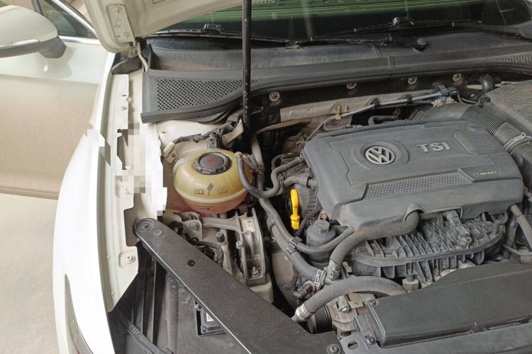 Used Volkswagen Magotan 2017 380TSI DSG Flagship Edition Engine Bay Right