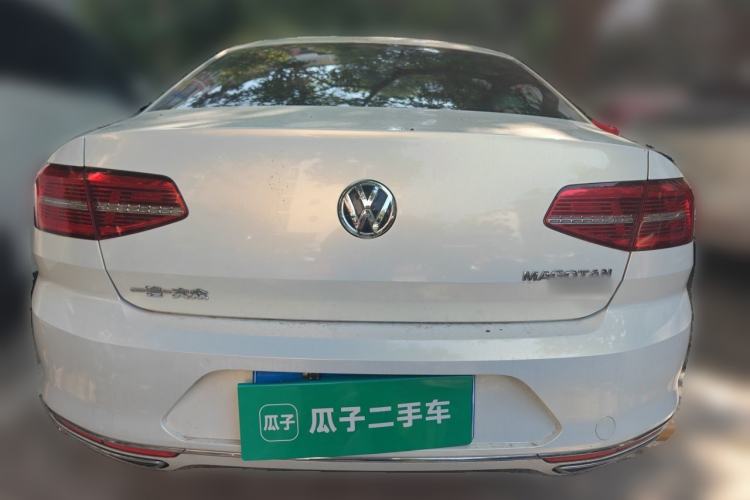 Used Volkswagen Magotan 2017 330TSI DSG Luxury Model Exterior 4