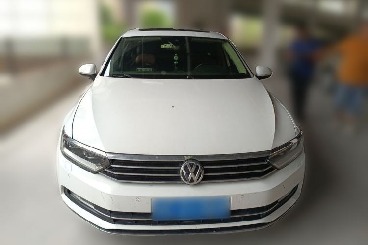 Used Volkswagen Magotan 2017 380TSI DSG Flagship Edition Front
