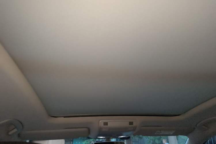 Used Volkswagen Magotan 2017 330TSI DSG Luxury Model Headliner