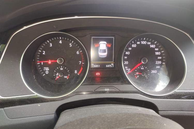 Used Volkswagen Magotan 2017 330TSI DSG Luxury Model Instrument Cluster