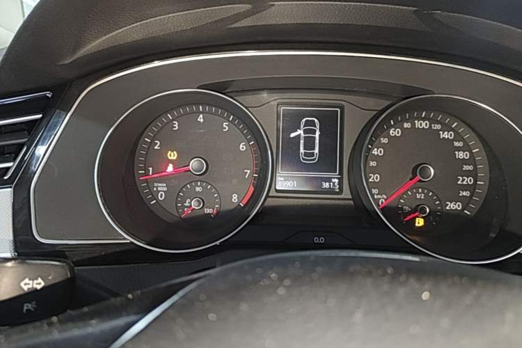 Used Volkswagen Magotan 2017 330TSI DSG Leading Model Instrument Cluster