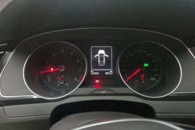 Used Volkswagen Magotan 2017 330TSI DSG Luxury Model Instrument Cluster