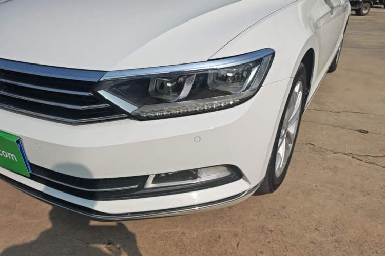 Used Volkswagen Magotan 2017 330TSI DSG Luxury Model Left Front Headlight