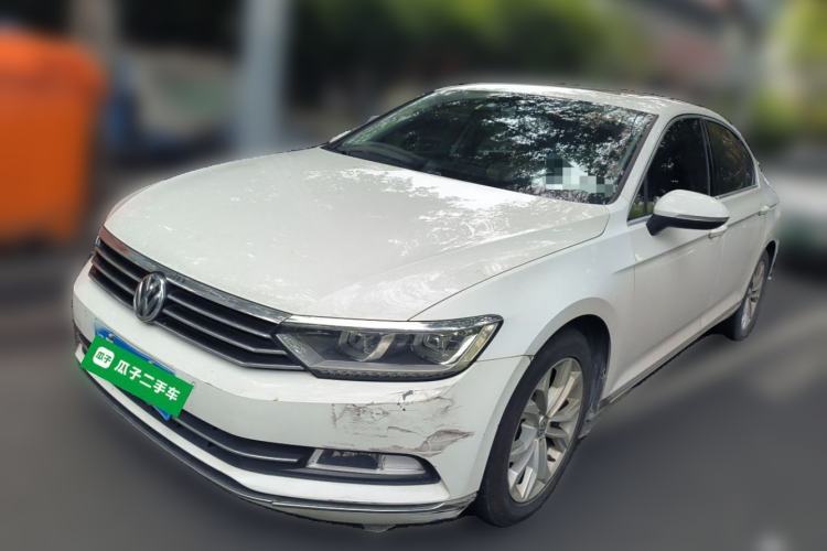 Used Volkswagen Magotan 2017 330TSI DSG Luxury Model Guazi used car, China used car export, Used car for sale, Used cars, Cheapest cars for sale