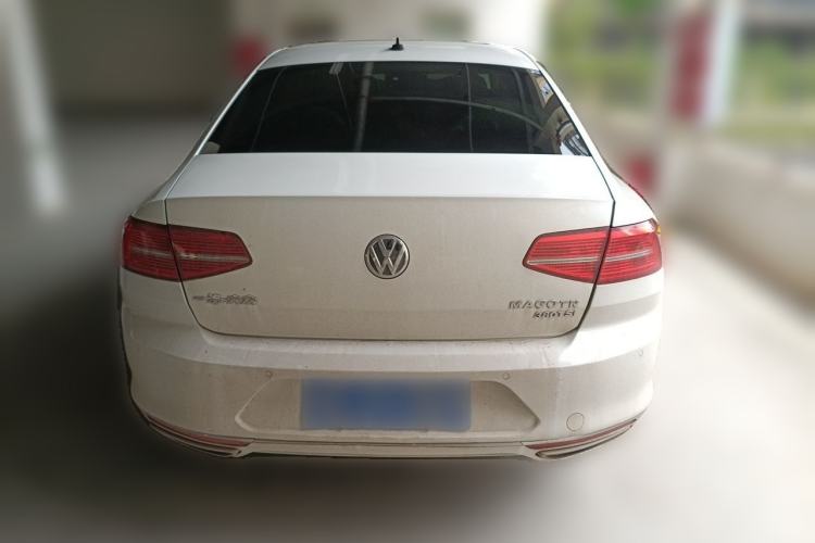 Used Volkswagen Magotan 2017 380TSI DSG Flagship Edition Rear