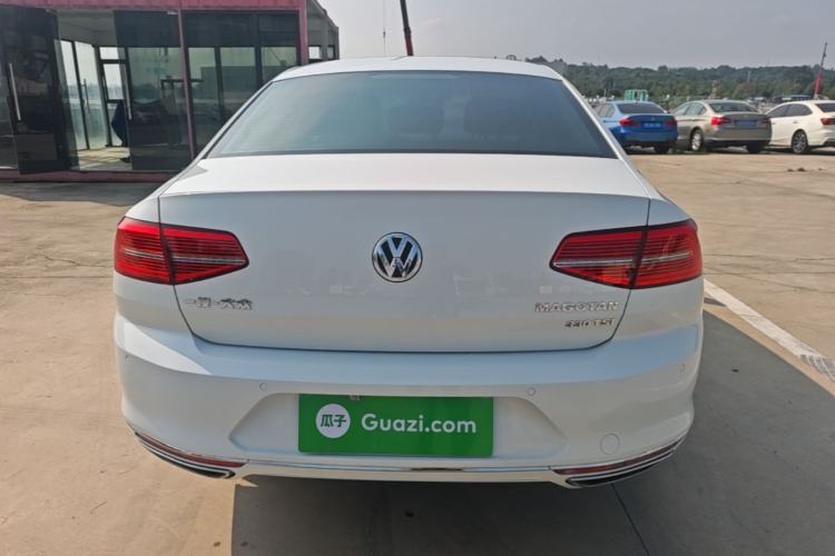 Used Volkswagen Magotan 2017 330TSI DSG Luxury Model Rear