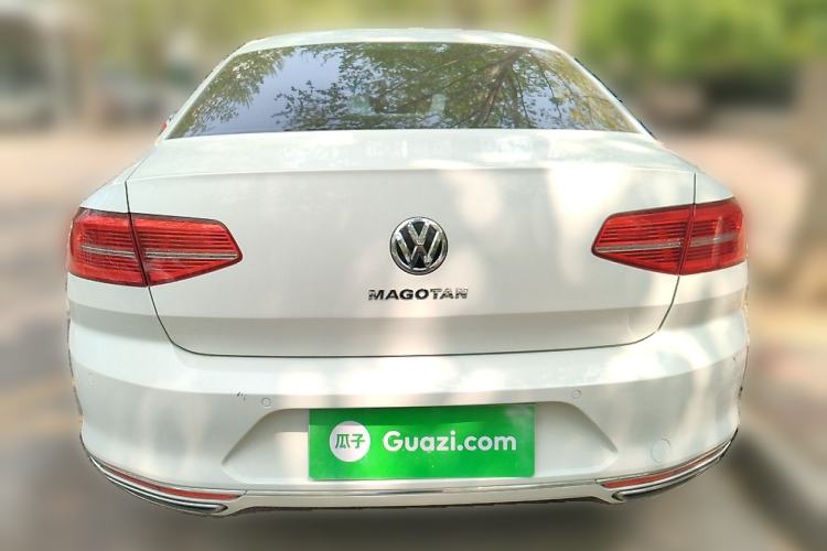 Used Volkswagen Magotan 2017 330TSI DSG Luxury Model Rear