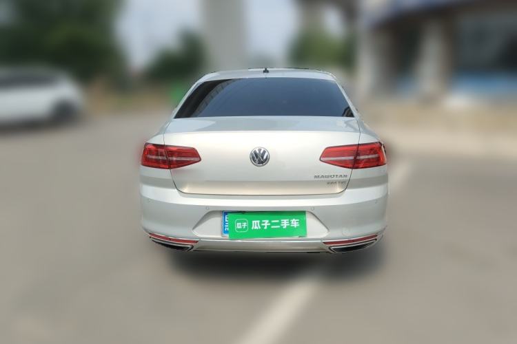 Used Volkswagen Magotan 2017 380TSI DSG Flagship Edition Rear