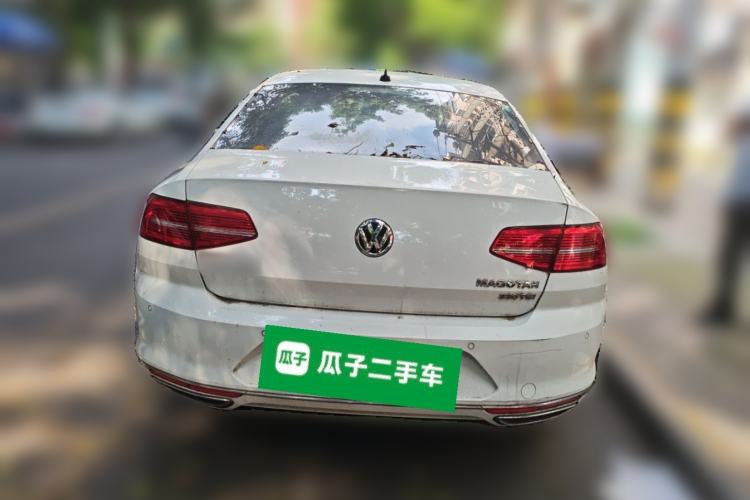 Used Volkswagen Magotan 2017 330TSI DSG Luxury Model Rear