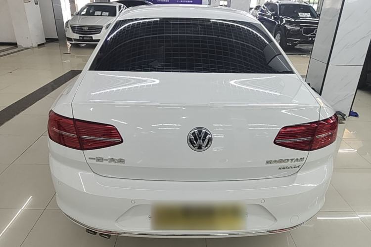Used Volkswagen Magotan 2017 330TSI DSG Leading Model Rear