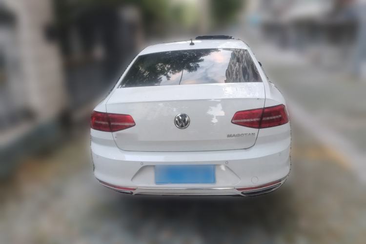 Used Volkswagen Magotan 2017 330TSI DSG Luxury Model Rear