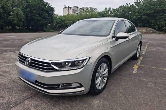 Used Volkswagen Magotan 2017 330TSI DSG Luxury Model