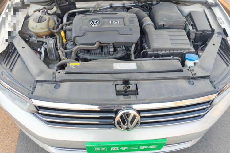 Used Volkswagen Magotan 2017 330TSI DSG Luxury Model Engine Bay