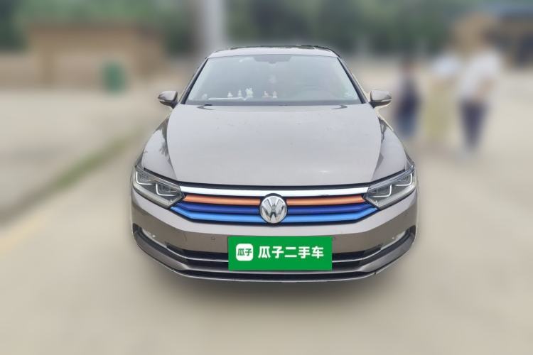 Used Volkswagen Magotan 2017 330TSI DSG Luxury Model Front