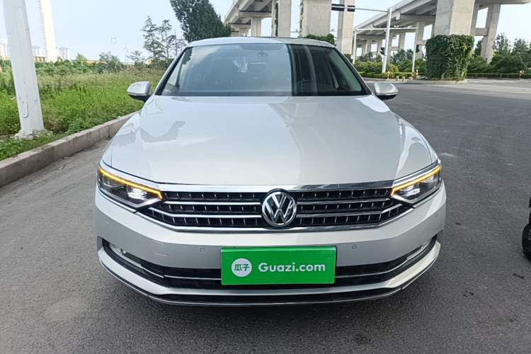 Used Volkswagen Magotan 2017 330TSI DSG Leading Model Front