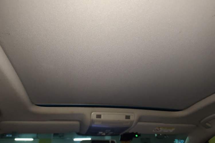 Used Volkswagen Magotan 2017 280TSI DSG Comfort Model Headliner