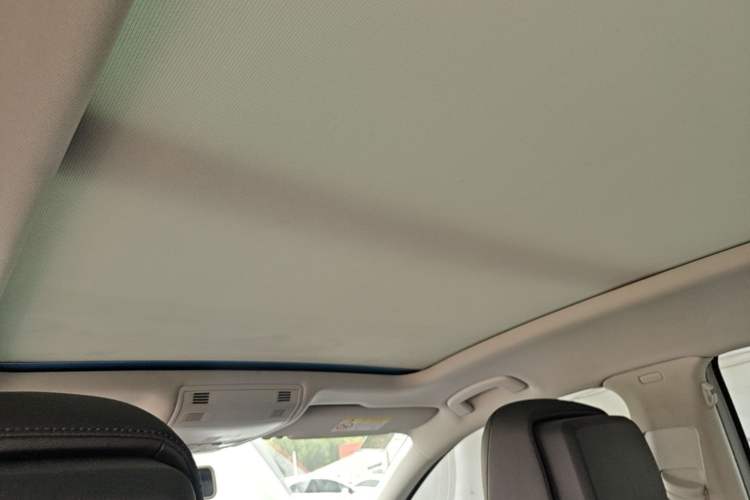 Used Volkswagen Magotan 2017 330TSI DSG Leading Model Headliner