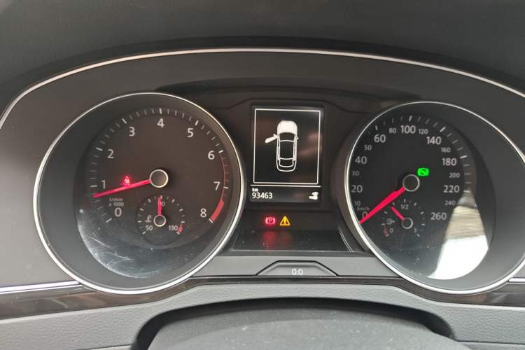 Used Volkswagen Magotan 2017 330TSI DSG Luxury Model Instrument Cluster
