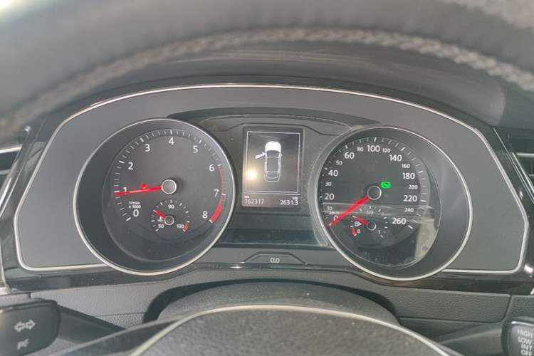 Used Volkswagen Magotan 2017 330TSI DSG Luxury Model Instrument Cluster