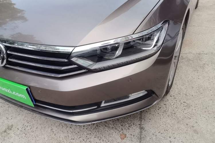 Used Volkswagen Magotan 2017 330TSI DSG Luxury Model Left Front Headlight