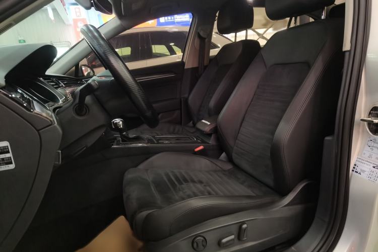 Used Volkswagen Magotan 2017 330TSI DSG Luxury Model Left Front Seat
