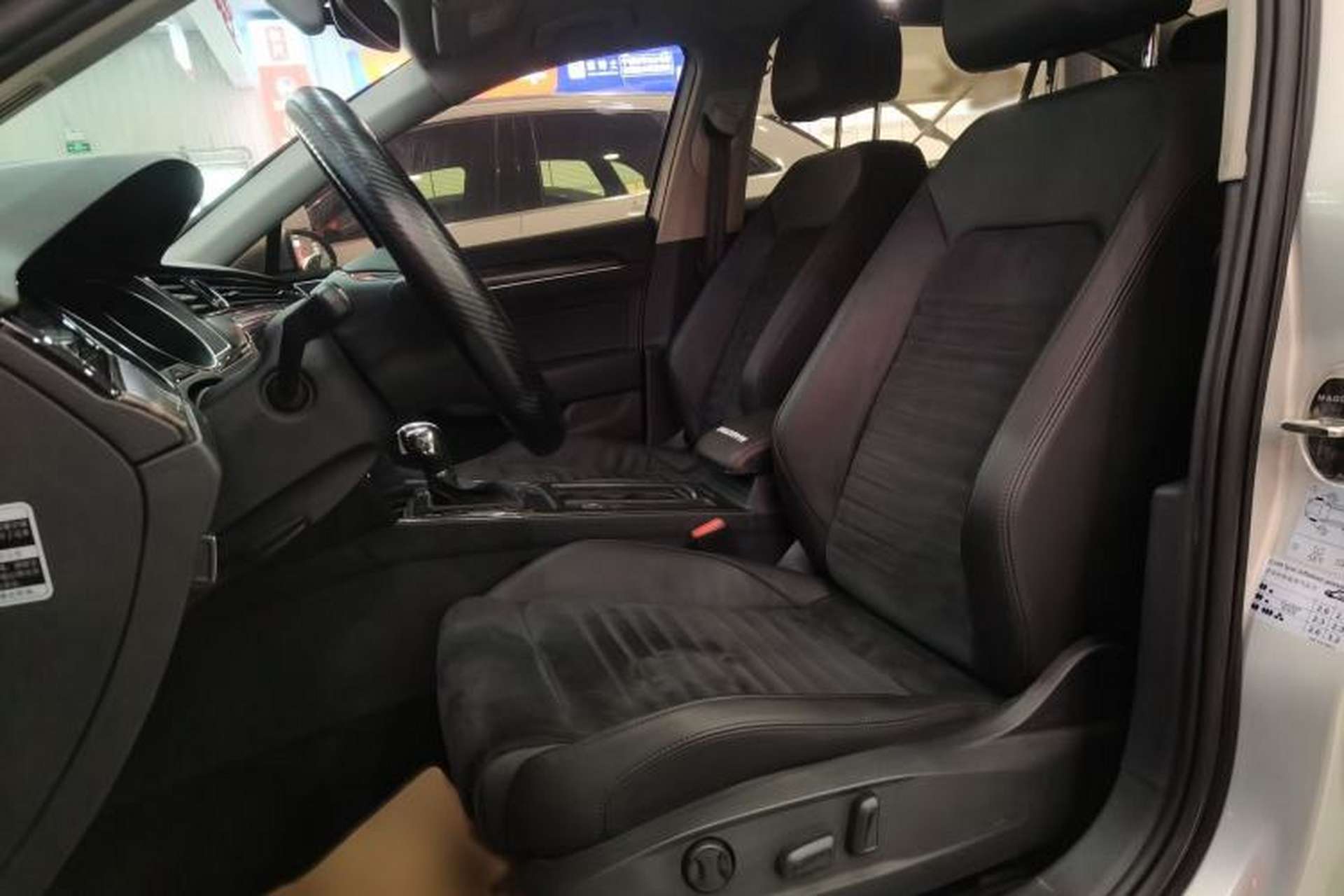 Used Volkswagen Magotan 2017 330TSI DSG Luxury Model Left Front Seat