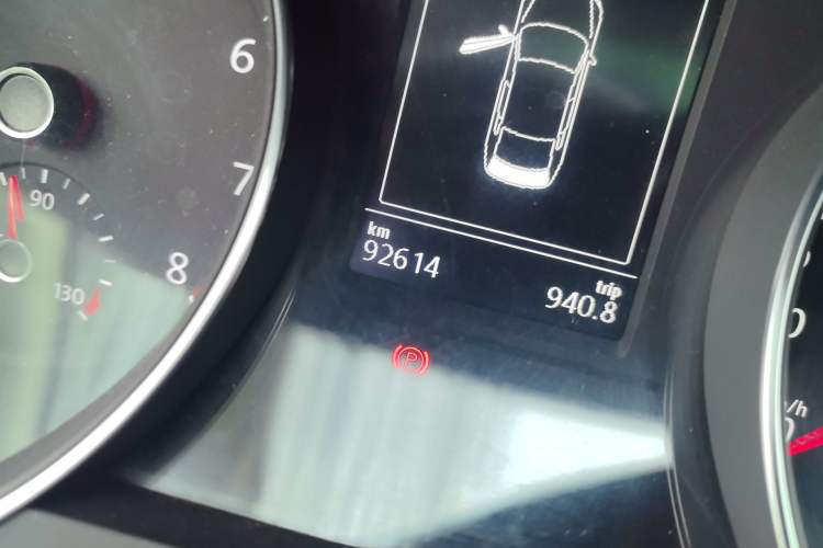 Used Volkswagen Magotan 2017 330TSI DSG Leading Model Odometer Close Up