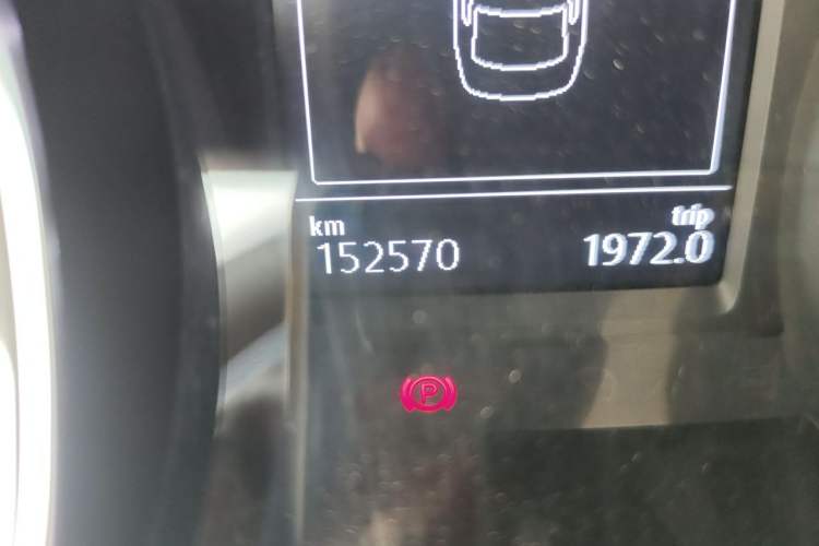 Used Volkswagen Magotan 2017 380TSI DSG Luxury Model Odometer Close Up