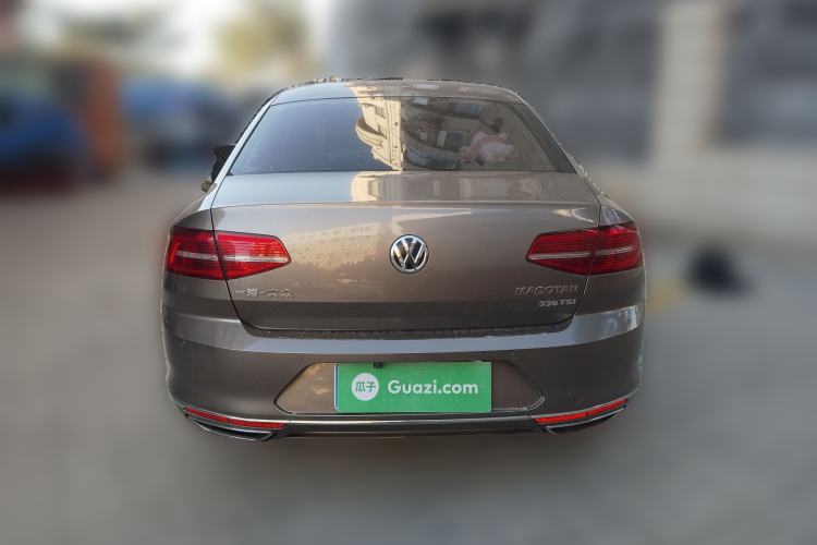 Used Volkswagen Magotan 2017 330TSI DSG Luxury Model Rear