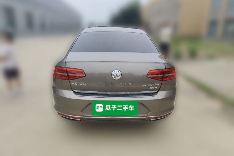 Used Volkswagen Magotan 2017 330TSI DSG Luxury Model Rear
