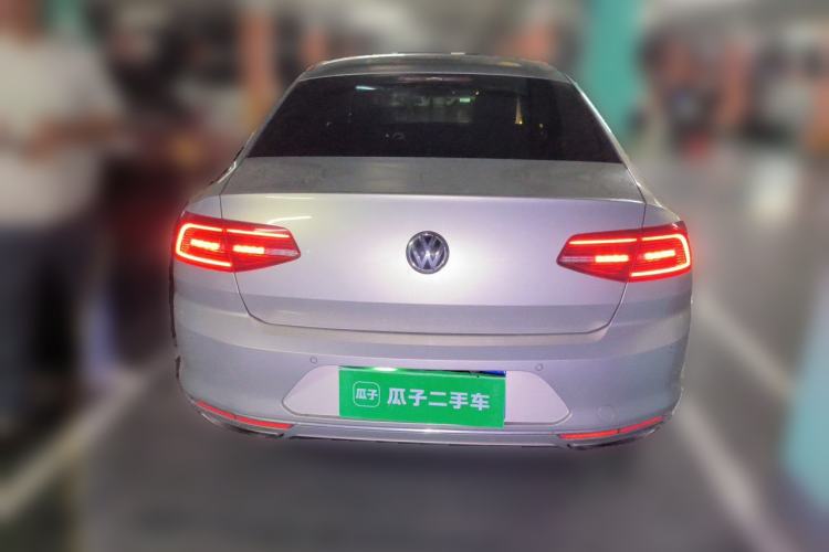 Used Volkswagen Magotan 2017 380TSI DSG Luxury Model Rear