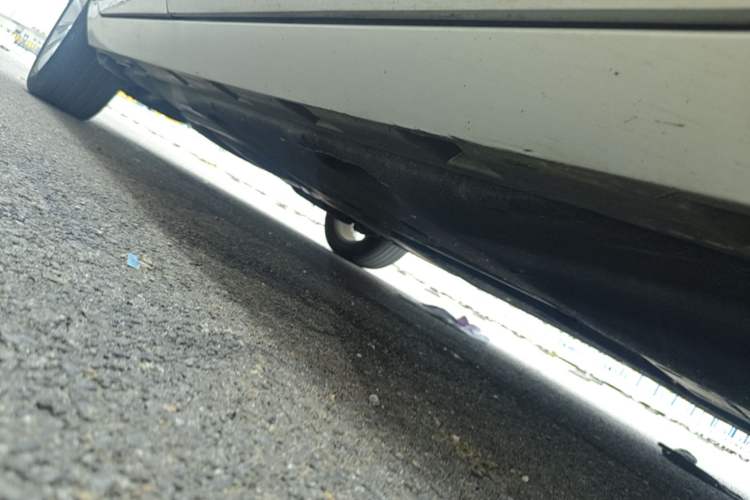 Used Volkswagen Magotan 2017 330TSI DSG Leading Model Right Side Sill