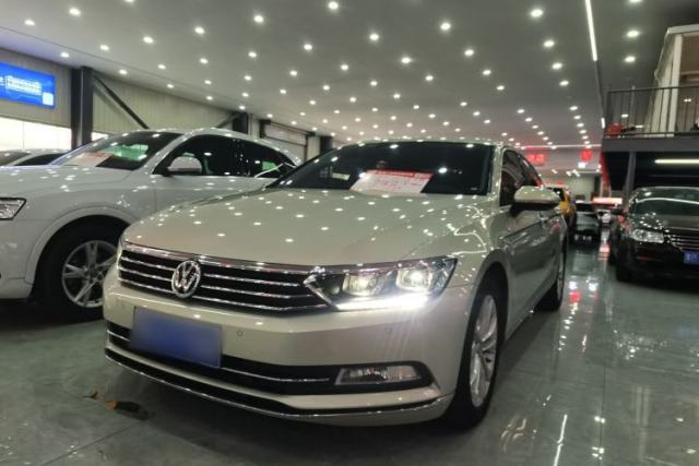 Used Volkswagen Magotan 2017 330TSI DSG Luxury Model