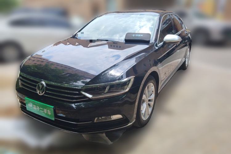 Used Volkswagen Magotan 2018 380TSI DSG Luxury Model Guazi used car, China used car export, Used car for sale, Used cars, Cheapest cars for sale