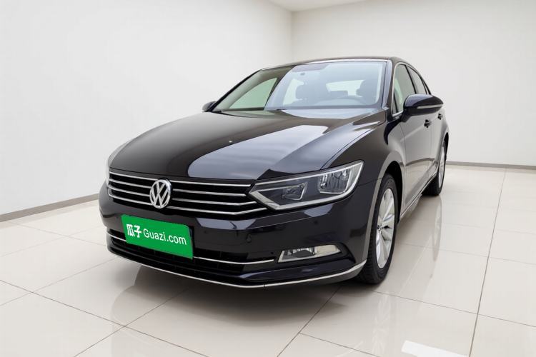 Ojetý Volkswagen Magotan 2018 330TSI DSG Advanced Model Guazi used car, China used car export, Used car for sale, Used cars, Cheapest cars for sale