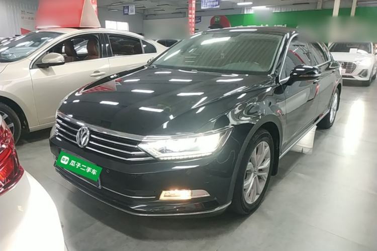 Used Volkswagen Magotan 2018 380TSI DSG Luxury Model Guazi used car, China used car export, Used car for sale, Used  cars, Cheapest cars for sale