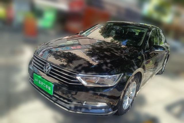 Ojetý Volkswagen Magotan 2018 280TSI DSG Comfort Model