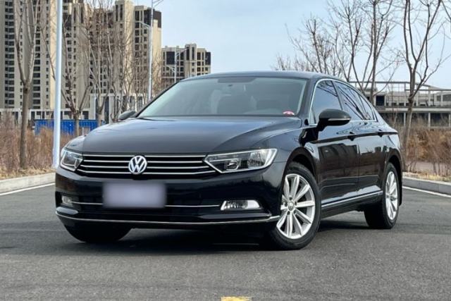 Ojetý Volkswagen Magotan 2018 330TSI DSG Advanced Model